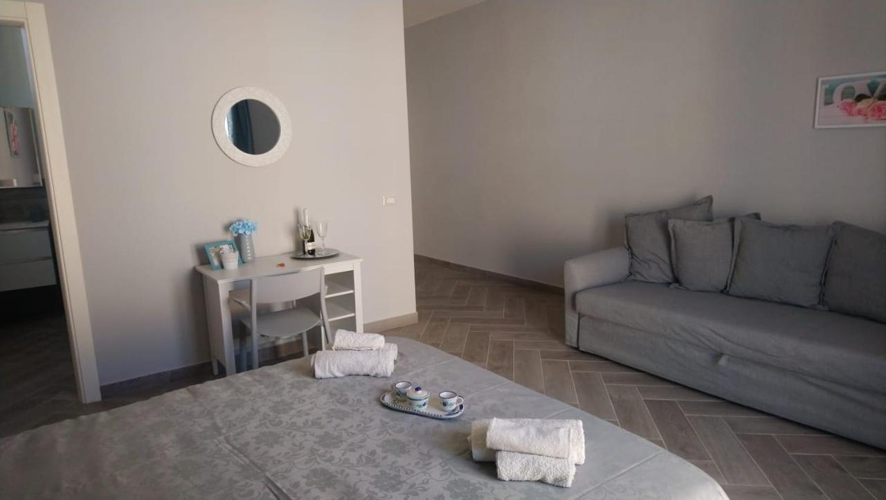 Soggiorno Napoletano Napels Buitenkant foto