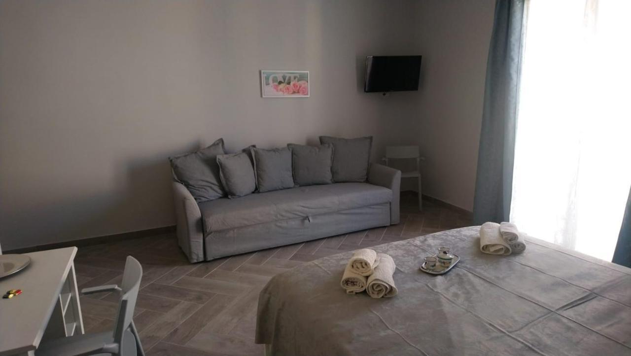 Soggiorno Napoletano Napels Buitenkant foto